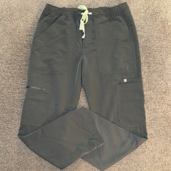 Figs Pants - Figs Technical Collection Scrubs